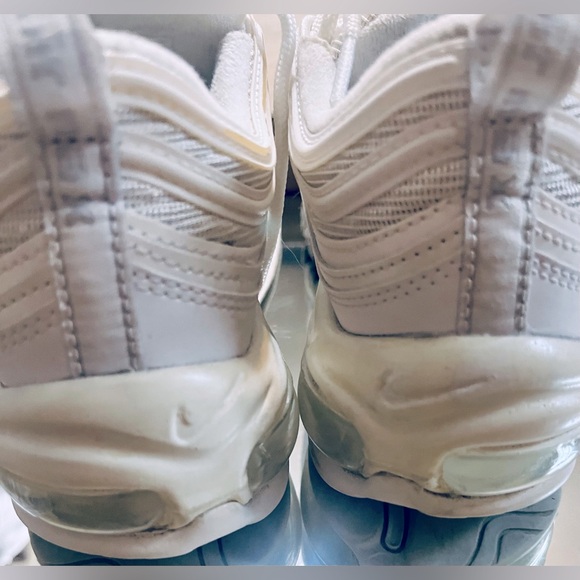 Nike Air Max 97 - New-like condition- See photos Size 7.5 Boys/ 6-6.5 Womens - Picture 8 of 12